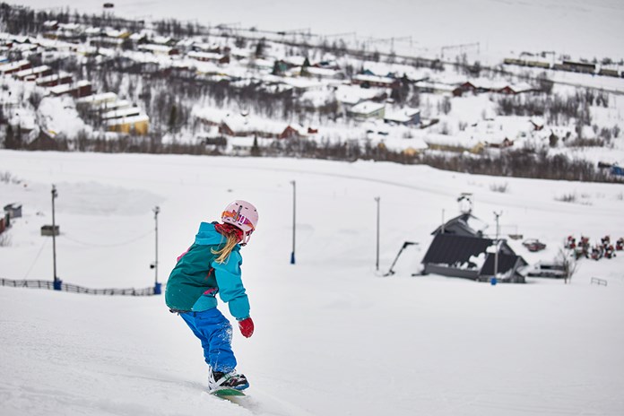 Snowoardåkning i fjällen